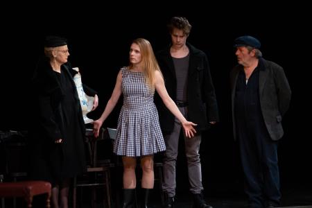 Razbiti vrč_Foto atelje Postojna (23)